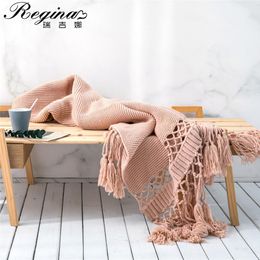 REGINA Brand Fluffy Weighted Knitted Throw Blanket Hollow-out Tassel Decorative Oversize Sofa Throw Bed Flag Chunky Knit Blanket 201128