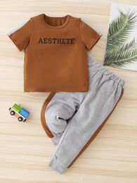 Baby Letter Graphic Contrast Side Seam Tee & Sweatpants SHE