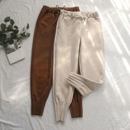 Women's Suede Pants Autumn Winter Elastic High Waist Pockets Harem Trousers Casual Plus Size Cashmere Women Carrot Pants 201006