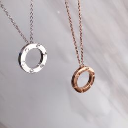 Fashion- Classic Fashion Titanium Steel Jewelry Circle Necklace Screws No Diamond Love Necklace Pendant Luxury Wild Necklace Perfect