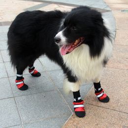 Stivali per cani leggeri con protezione per le zampe Suola in morbida pelle antiscivolo Scarpe impermeabili per cani di grossa taglia Progettate per comfort e calore in 4 misure L206n
