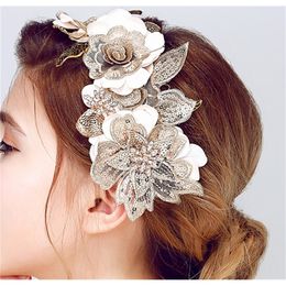 SLBRIDAL Handmade Lace Flower Gold Leaf Wedding HairBand Tiara Headband Bridal Headpiece Hair accessories Women Hair Jewellery Y200409