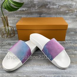 Mens design chinelos schops slides na moda senhoras mulheres sandálias de verão praia slide senhoras sapatos padrão laser branco preto com caixa