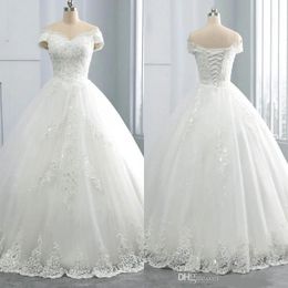 2021 Stunning V-Neck Winter Lace Wedding Dresses Appliques Plus Size Off the Shoulder Ball Gown Custom Vestido de novia Formal Bri296I