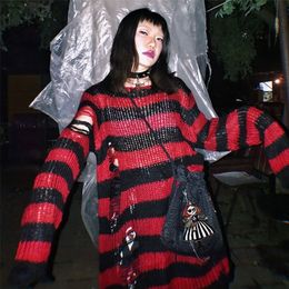 Gothic Punk Hole Stripe Tshirt Women Pastel Goth Fairy Grunge Harajuku Top Oversized Dark Aesthetic Plus Size Emo alt Clothes 220226