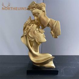 NORTHEUINS 26cm Resin Couple Mask Kissing Lover Figurines Creative Valentine's Day Present Desktop Art Statue Home Decor Object 220115