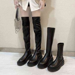 Women Long Boots Over The Knee Ladies Luxury Fashion Autumn Winter Shoes Platform Fashion Woman Footwear Slip on Botas De Mujer Y1209