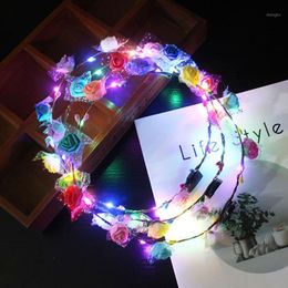 Stuffed & Plush Animals Flower Headband 2022 Party Glowing Wreath Halloween Crown Bright Girls Color Random LED Light Up Multicolor Hairband