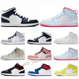 low season UK - Luxury Sail Black Cat Bred Guava Ice Twist White Cement What The Mens Kids shoes 1 1s Travis Scotts Obsidian UNC Fearl Sneakers