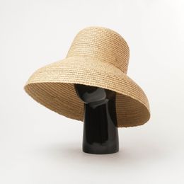 Retro Domed Hand-woven Raffia Sun Hat For Women Sunscreen Beach Hat Summer Wide Brim Straw Sun Visor UV Protection Hat S1113 Y200714