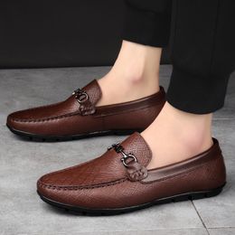 Klassische Herren-Schuhe aus echtem Leder, rutschfeste Herrenschuhe, lässige Slip-on-Atmungsaktive, lässige Modeschuhe für Herren, weiche Slipper aus Gummi