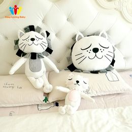 Baby Pillow Lion head pillow Children's room decoration doll Children soothe plush toys Infant Toddler Sleep Pillow LJ201014