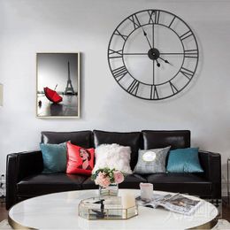 40/47CM Nordic Metal Roman Numeral Wall Clocks Retro Iron Round Face Black Gold Large Outdoor Garden Clock Home Decoration Y200407