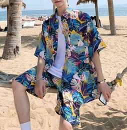 Men Clothing 2021 Summer Men's Hawaiian Beach Short-sleeved Flower Shirt Shorts Suit Men's Japanese Loose Two-piece Suit G220224