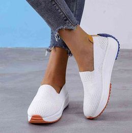 Moda feminina Sapatos baixos sem cadarço de malha Tênis leves para mulheres Primavera Outono Mocassins Femme Cesta Sapatos baixos Y220225