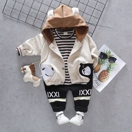 Children cute baby girl clothes set children high quality long sleeve printed toddler baby set Three-piece cute 2 3 4 years LJ201223