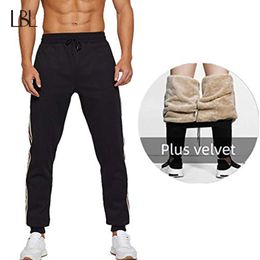 Casual Men Pants Fitness Sweatpants Mens Joggers Streetwear Trousers Male Fashion Stripe Track Pants Winter Fleece Warm Pants 201109