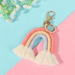 -Keychains 1pc tejiendo arcoiris para mujeres boho titular hecho a mano llavero macrame bolso encermante para colgar regalos de joyería 2022