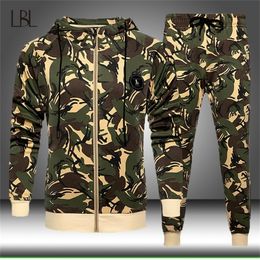 Camo Men Tracksuit Hooded Outerwear Hoodie Set Mens Autumn Winter 2 Pieces Hooded Jacket+Pants Male Casual Tracksuits Sportswear 201130