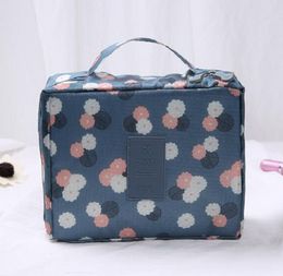 Gift Wrap Korea Portable Travel Toiletry Bag For Business Travelling Women Waterproof Storage Cosmetic