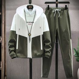 Men Tracksuit Casual Hoodies Sets Spring Male Jackets+Pants Two Piece Sets Hip Hop Streetwear Sports Suit Patchwork 211222