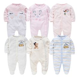 Kavkas Baby Girls Rompers Long Sleeve bebes O-Neck Clothing 0-24M Winter Velvet Newborn Pajamas Baby Clothes roupa de bebe 201027
