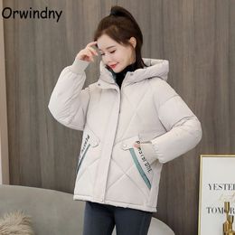 Orwindny Short Winter Jacket Women Thick Warm Padded Clothing Hooded Letter Parkas Woman Winter Coat Loose Plus Size 3XL Casaco 201029