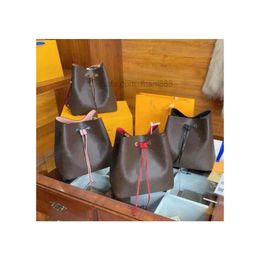 2021 Shopping Bags Large Capacity Fashion Women Designer Handbags Top Quality Cosmetic Case Bucket Shoulder Bag Crossbody Bags Lacosk
