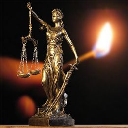 Greek Justice Goddess Statue Fair Angels Resin Sculpture People Ornaments Vintage Home Decoration Accessories Office Crafts Gift 220112
