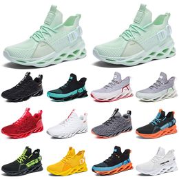 fashions high quality men running shoes breathables trainer wolf greys Tour yellow triples whites Khakis green Light Brown Bronze mens outdoor sport sneakers