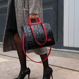 2022 Handbag s Women's fashion high capacity sense big women's hand versatile One Shoulder Messenger Bag