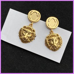 New Fashion Womens Earrings Retro Lion Ear Studs Designers Jewellery Luxury Ladies Earring For Party Gold Letters High Quality NICE D221113F