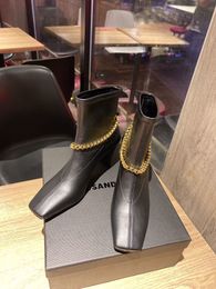 Hot Sale- 2020SS ladies high heel boots Leather surface with metal chain decoration fashion booties