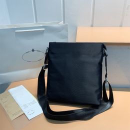 Designer Messenger Bag European and American Black Shoulder Bags Waterproof Fabric Fabric Fashion Luxury