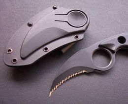 Alta qualità Karambit 440C Lama seghettata nera Full Tang Manico in plastica ABS Lame fisse Coltelli da artiglio Coltello tattico con Kydex