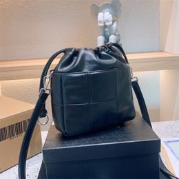 designer Bucket bag Fashion Shoulder Luxury Bags Handbags chains mobile Phone Bag Purse Women Wallet Cross body