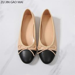 Bow Low Heels Shoes Woman Basic Two Color Splicing Leather Bow Ballet Work Shoes Large Size Classic Tweed Cloth Women Shoes Pump LJ201112