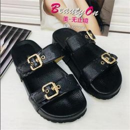 Luxury Belt buck Women Sandals brown leather Rubber Flat Slipper Beach Slide Fashion Scuffs Slippers Summer Shoes Size 36-41