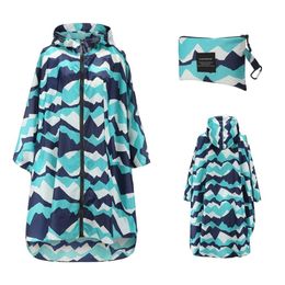 Big Size XXL Women Breathable Raincoat Lightweight Rain Coat Poncho Ladies Waterproof Cloak Raincoats Adults Windproof Rainwear 220217