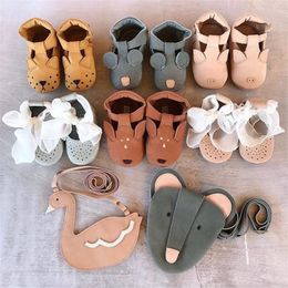 EnkeliBB Animal Leather Baby Walker Shoes Genuine Leather New Born baby Shoe Panda/Bear/Bunny Australia Brand Kids Shoe 210312