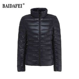 15 Colors Women's Packable Ultra Light Weight Short Down Jacket Winter Women Slim Fit Portable Windproof Puffer Jacket 211221