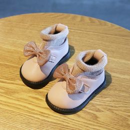 Winter Toddler Shoes 0-1 Year Old Soft Bottom Leather Shoes Baby Warm Toddler Shoes Newborn Infant Baby Girl Boots LJ201104