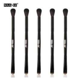 Health and Beauty Products Makeup Brush Hot Selling Maange Double Head Eye Shadow Makeup Brush Cosmetic Tool Gift for Women Eyeshadow Brushes Wholesale 220226