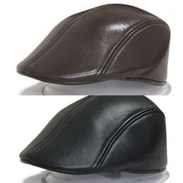 Berets Trendy Men's Solid PU Leather Duckbill Beret Gatsby Ivy Caps Hat Item Women Man Wear Winter Hats1