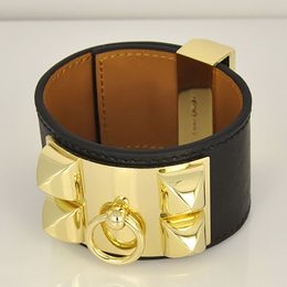 -2022 CDC Nouveau Design Bracelet en acier Titantum avec cuir véritable dans de nombreuses couleurs femmes et homme Nom de marque Bijoux cadeaux PS5375