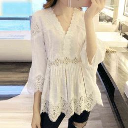 Spring Autumn New Arrival Women Sweet Ruffles V-Neck Fashion Lace Shirt Patchwork Hollow Out Women Blouses Casual Tops Plus size H1230