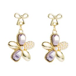 Elegant Colour Crystal Flower Dangle Earrings for Woman Vintage Simulated Pearl Floral Statement Drop Earrings Party Ear Jewellery