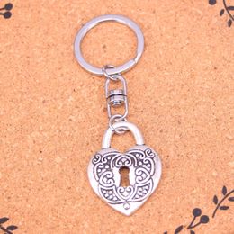 Fashion Keychain 32*22mm heart lock Pendants DIY Jewelry Car Key Chain Ring Holder Souvenir For Gift