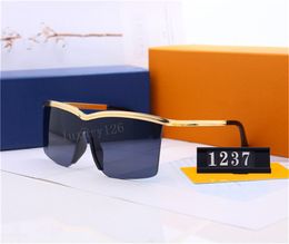 2021 Fashion Horn Man Retro Wood Sunglasses Mens and Womens Black Brown Transparent Lens 1237Frameless Sports Attitude Driving Glass