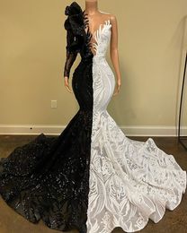 Fashion Black And White Mermaid Formal Evening Dresses Deep V Neck Appliques Pattern Sequins Lace African Arabic Glitter Long Prom Pageant Gowns Occasion 2022